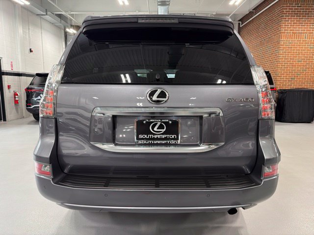 Used 2023 Lexus GX 460 Premium w/ Premium Package AWD/4WD image 6