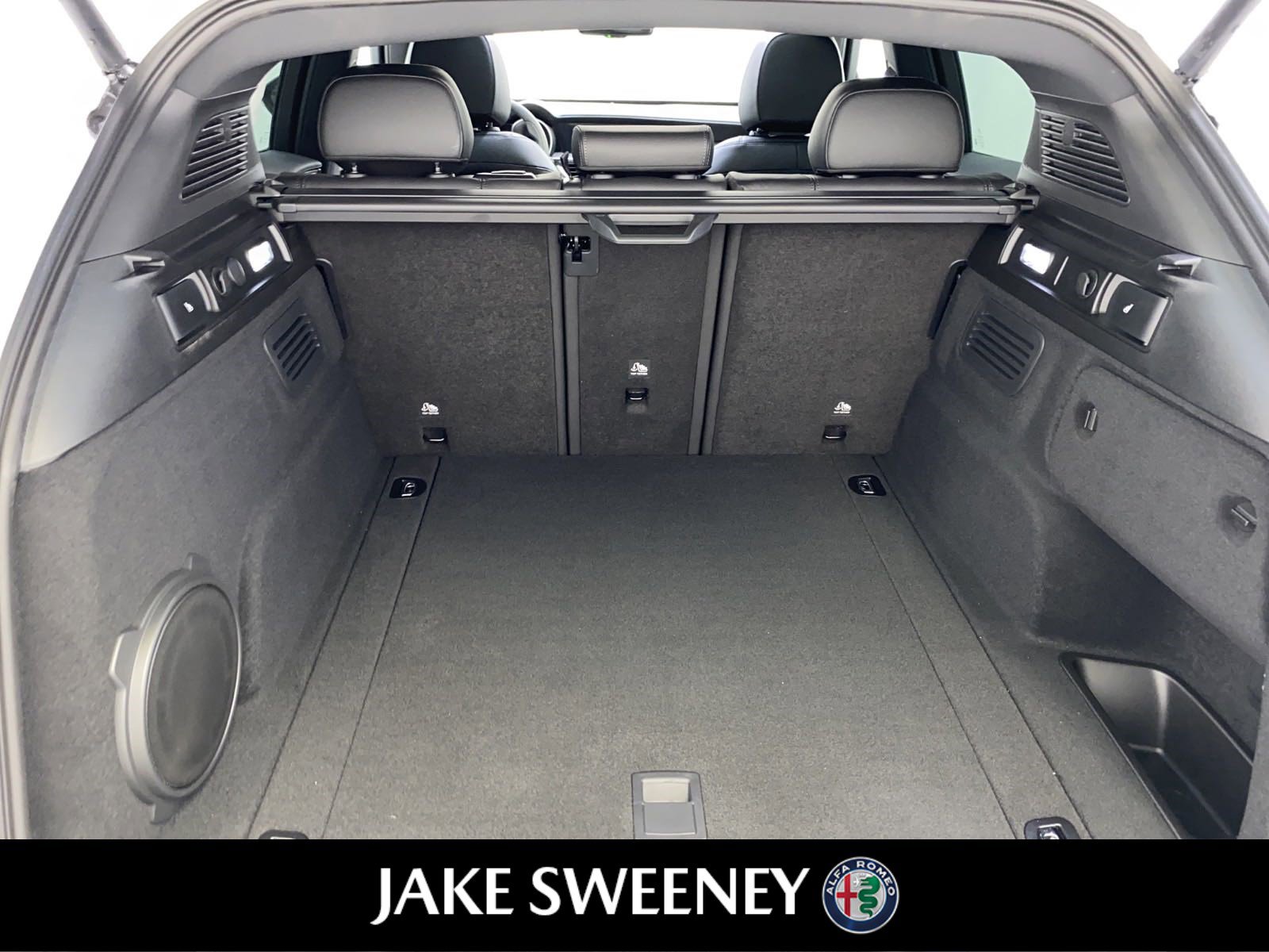 New 2023 Alfa Romeo Stelvio Ti image 29