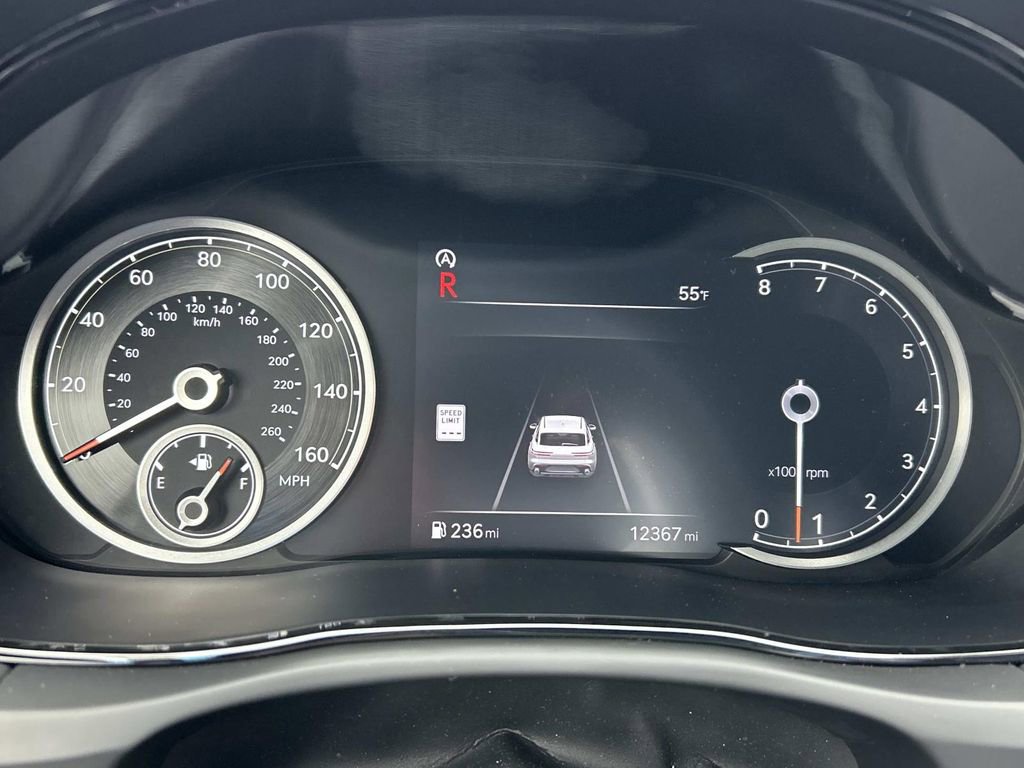 Used 2025 Genesis GV70 3.5T Sport image 40