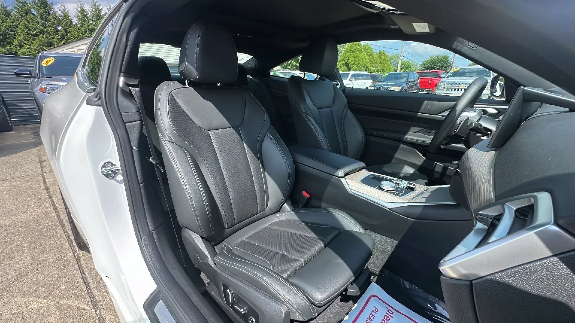 Used 2025 BMW 430i Coupe w/ Premium Package RWD image 19