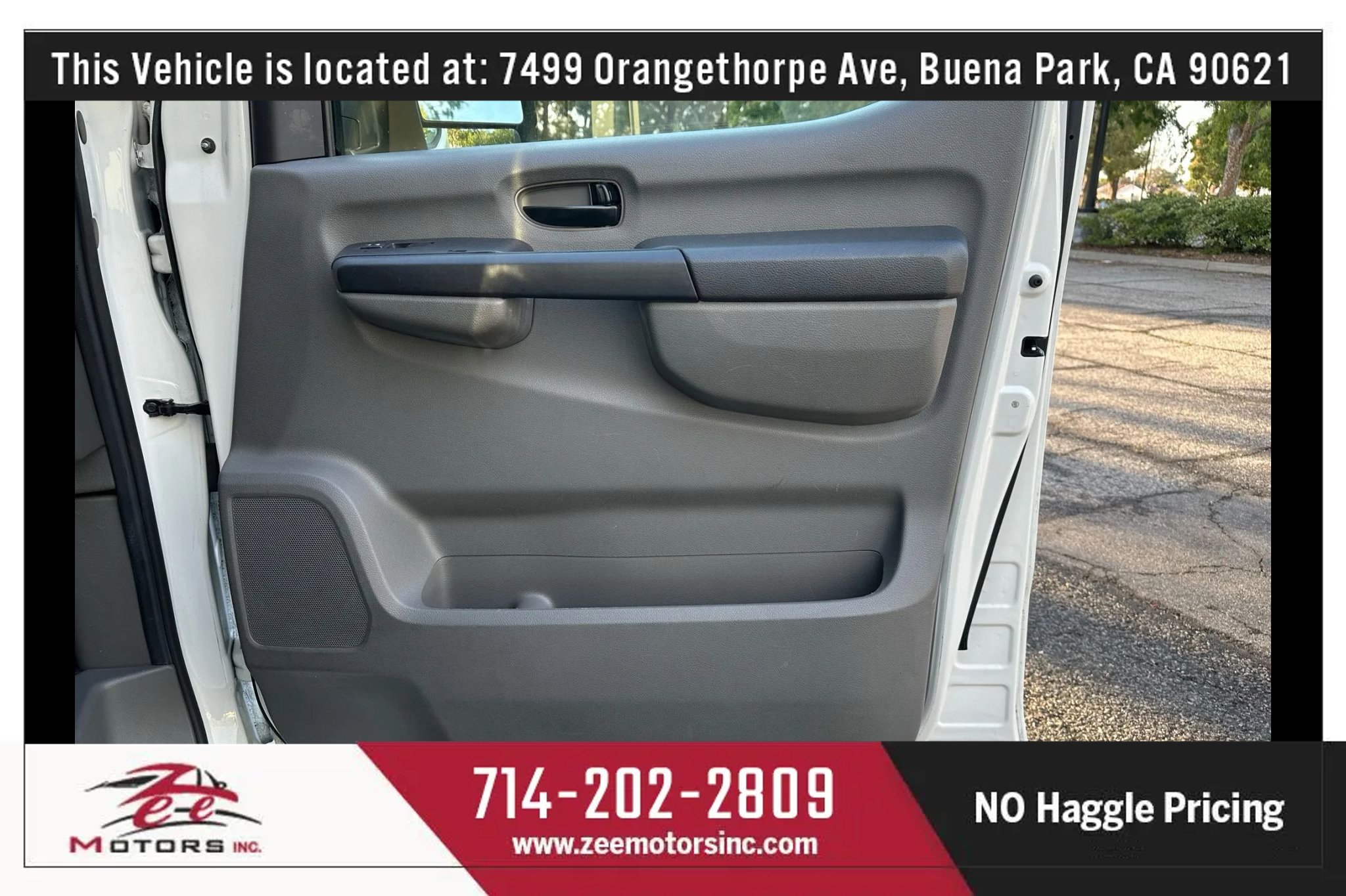 Used 2015 Nissan NV 2500 SV image 36