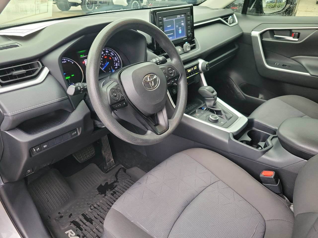Used 2020 Toyota RAV4 XLE w/ Convenience Package AWD/4WD image 16