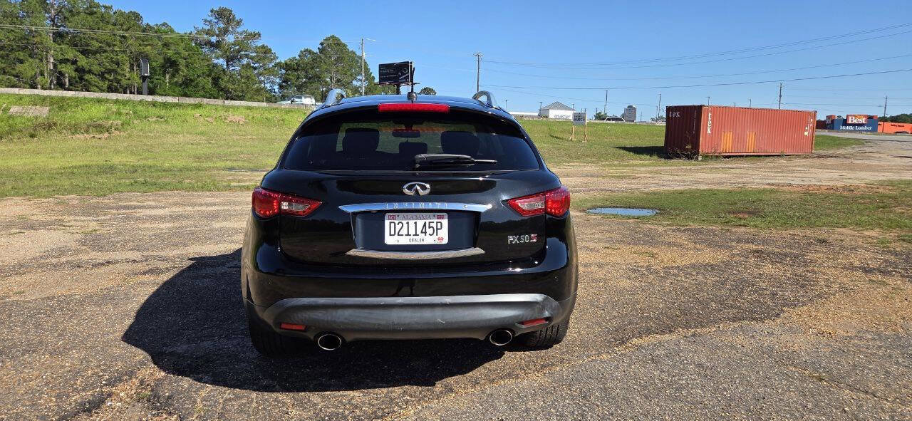 Used 2011 INFINITI FX50 AWD w/ Sport Pkg image 4