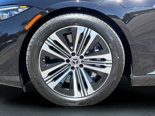 Certified 2024 Mercedes-Benz EQS 450+ 4MATIC Sedan image 33