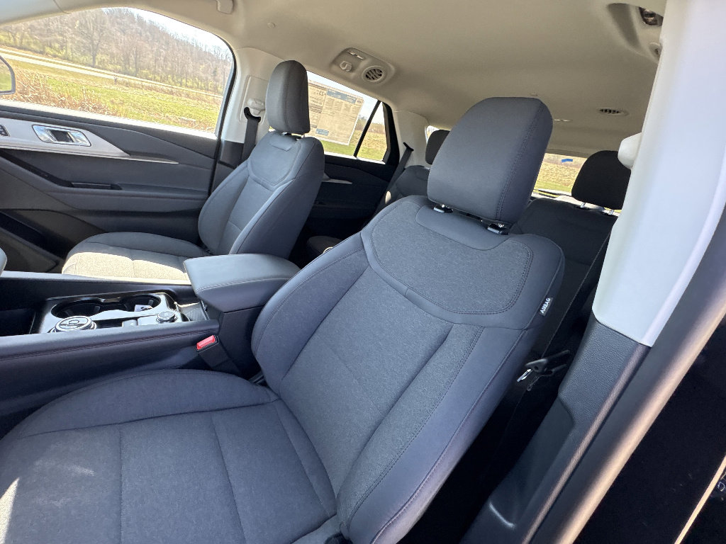 New 2026 Ford Explorer Active image 33