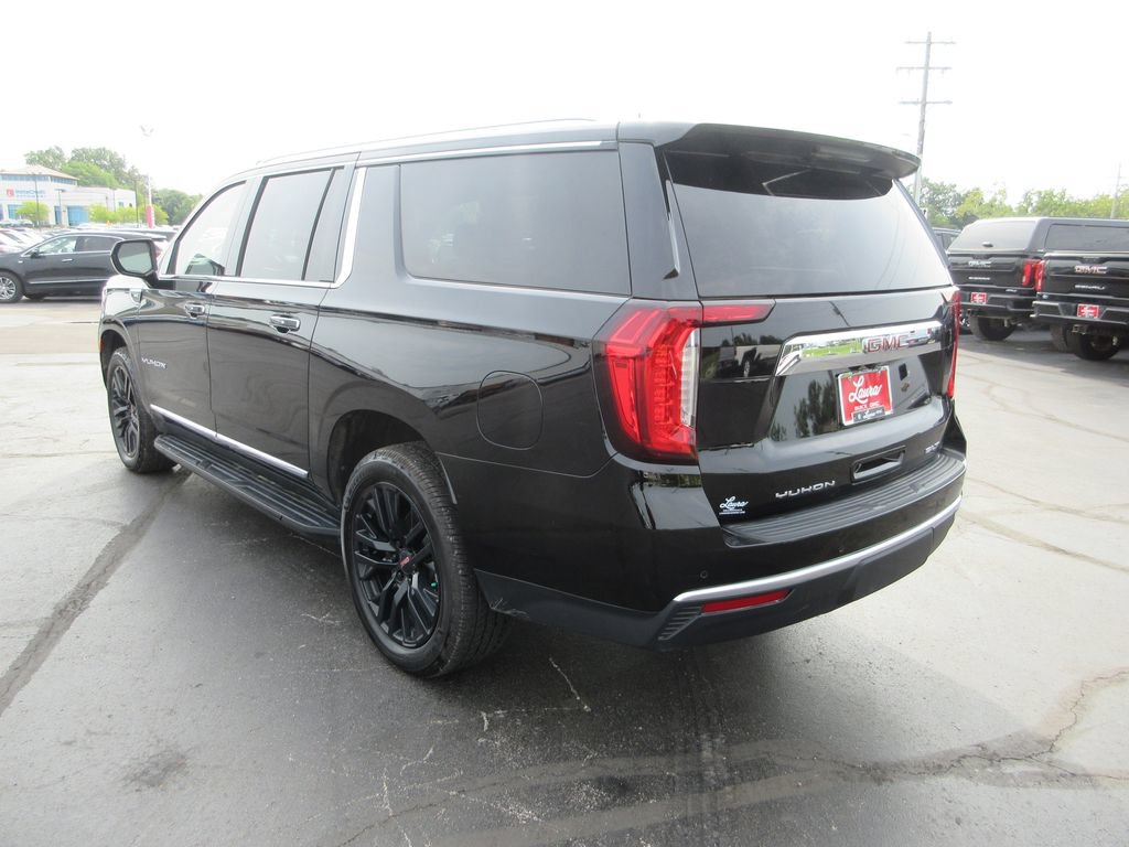 Certified 2023 GMC Yukon XL SLT AWD/4WD image 9