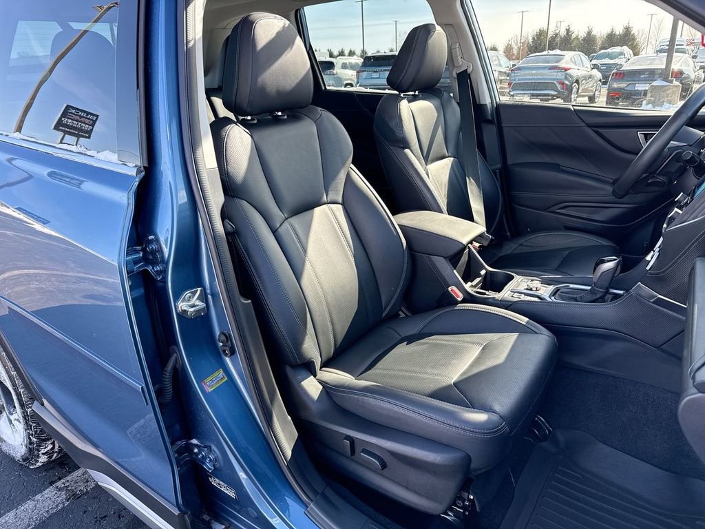 Used 2023 Subaru Forester Touring AWD/4WD image 25