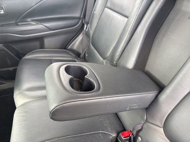 Used 2019 Mitsubishi Outlander SEL image 29