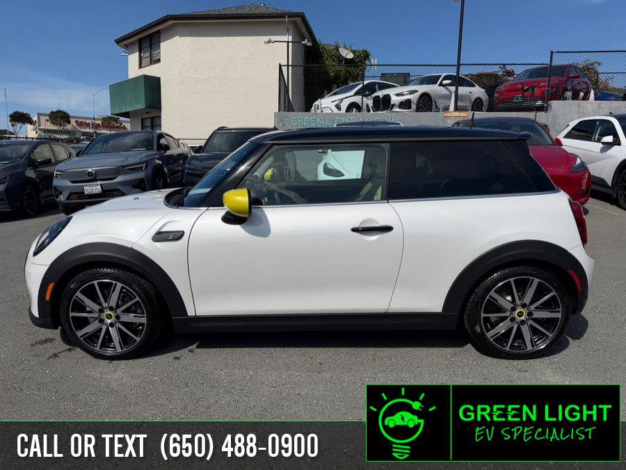 Used 2023 MINI Cooper SE image 8