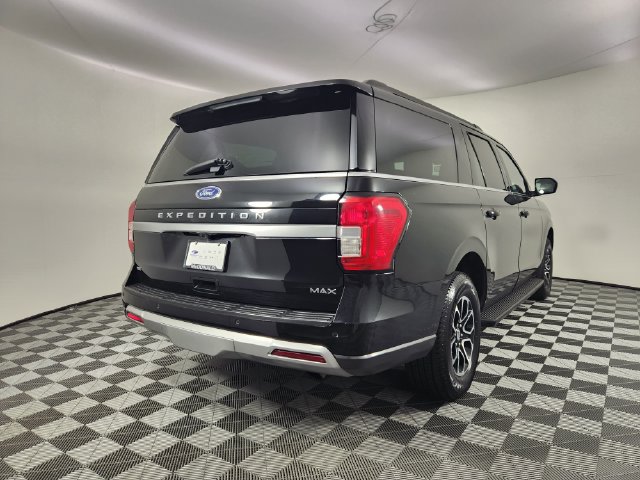 Used 2024 Ford Expedition Max XLT AWD/4WD image 5