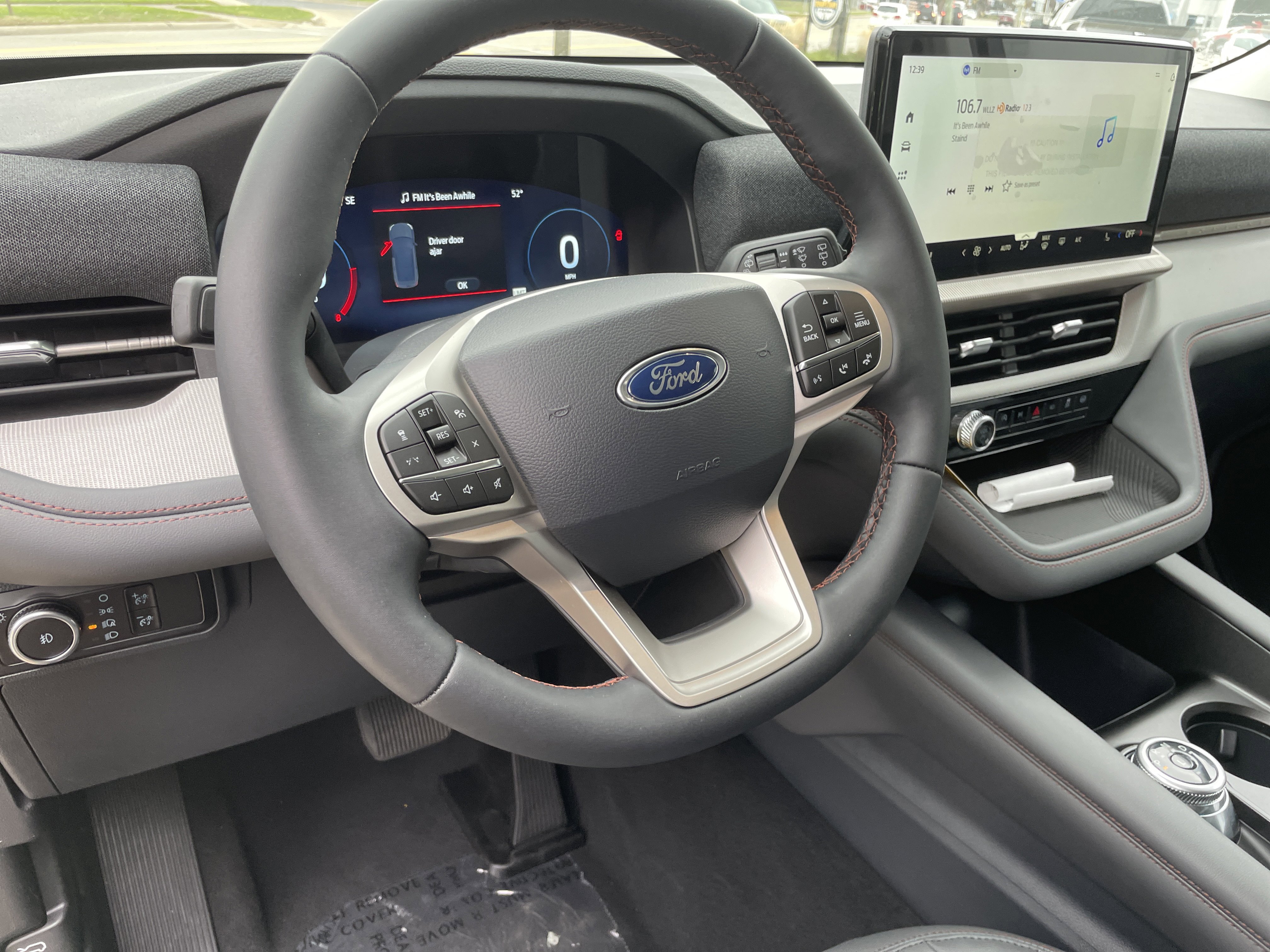 New 2026 Ford Explorer Active image 11