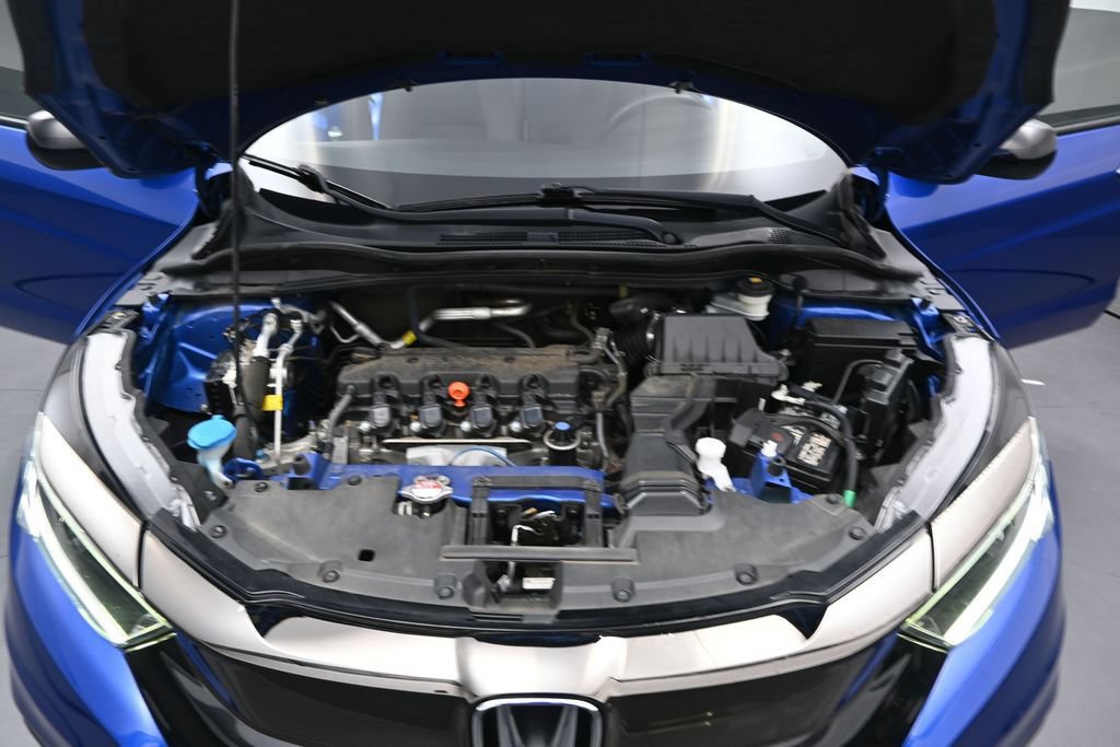 Certified 2021 Honda HR-V Sport image 12