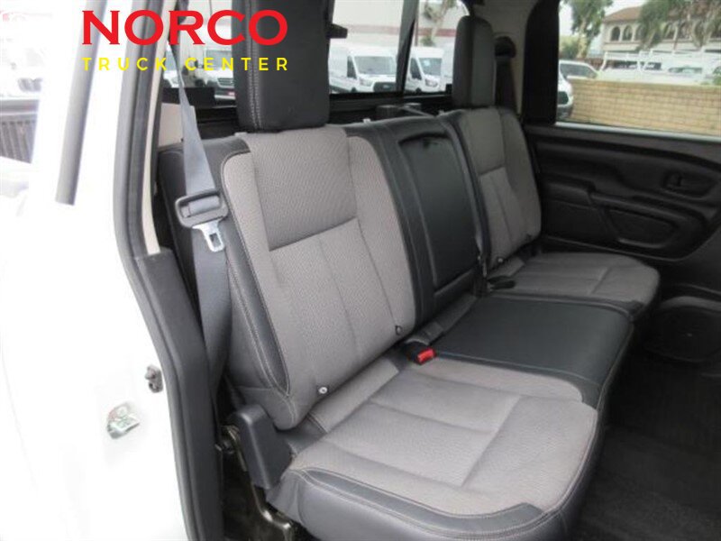 Used 2017 Nissan Titan S RWD image 13