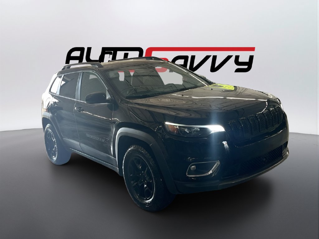 Used 2022 Jeep Cherokee Latitude AWD/4WD image 1
