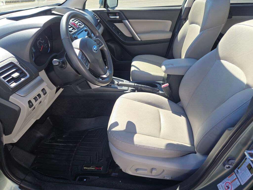 Used 2016 Subaru Forester 2.5i Touring w/ Eyesight & Navigation System AWD/4WD image 18