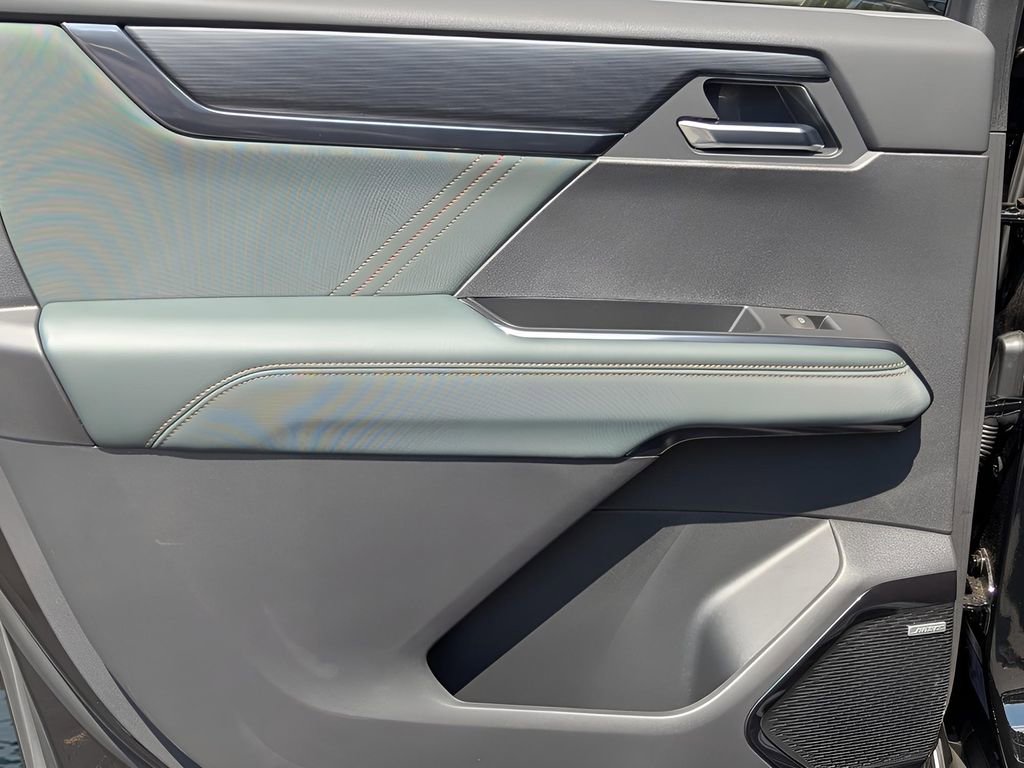 New 2026 GMC Acadia AT4 w/ Super Cruise Package image 12