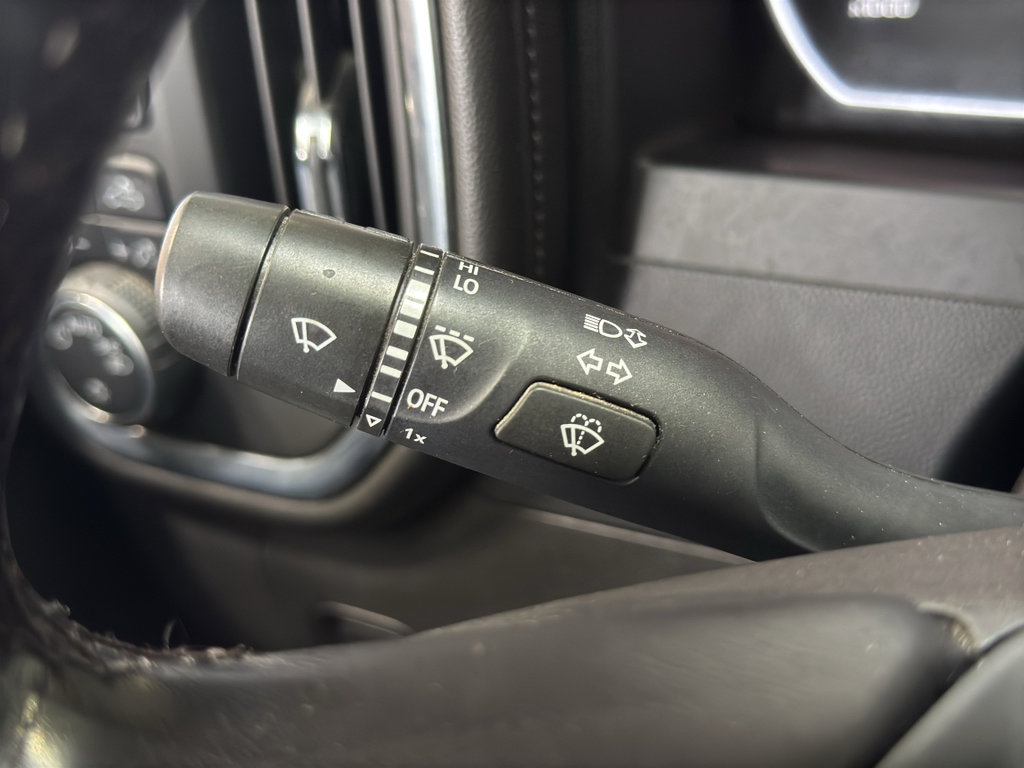 Used 2022 Chevrolet Silverado 1500 LT Trail Boss w/ Bed Protection Package AWD/4WD image 25