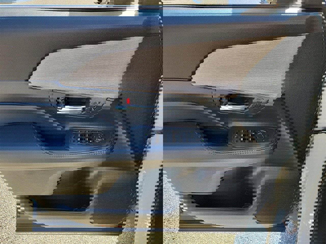 Used 2024 Toyota Grand Highlander Limited image 13