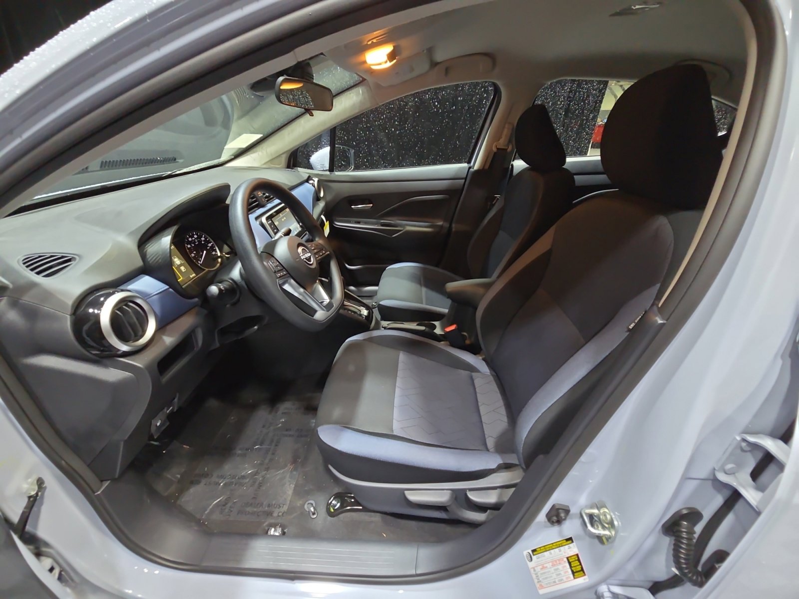 New 2025 Nissan Versa SV w/ Trunk Package image 32