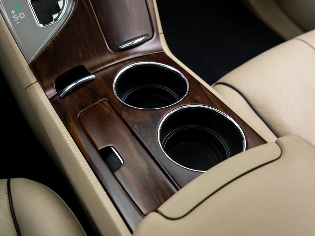 Used 2013 Toyota Venza XLE image 28