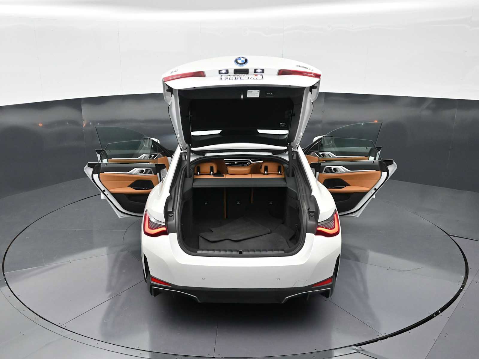 Certified 2023 BMW i4 eDrive35 RWD image 34