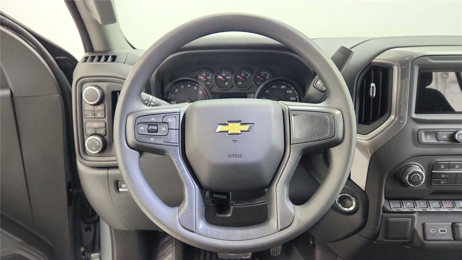 New 2025 Chevrolet Silverado 1500 Custom image 24