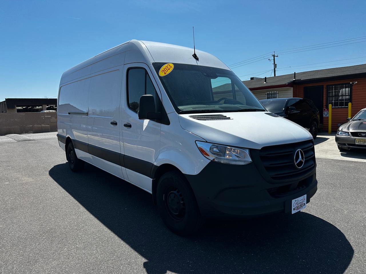 Used 2023 Mercedes-Benz Sprinter 1500 image 3
