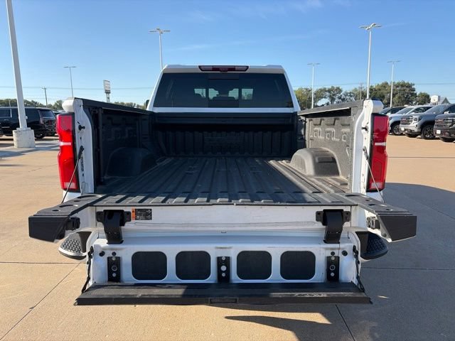 Used 2024 Chevrolet Silverado 2500 High Country w/ High Country Premium Package AWD/4WD image 6