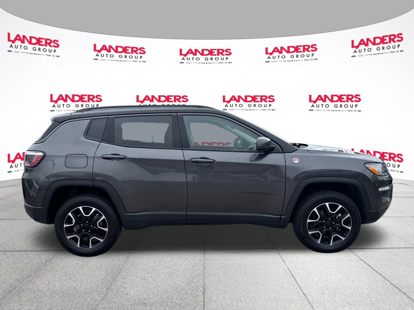 Used 2021 Jeep Compass Trailhawk AWD/4WD image 2