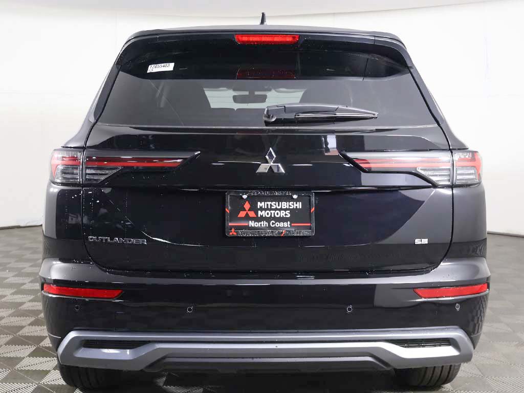 New 2026 Mitsubishi Outlander SE FWD image 14