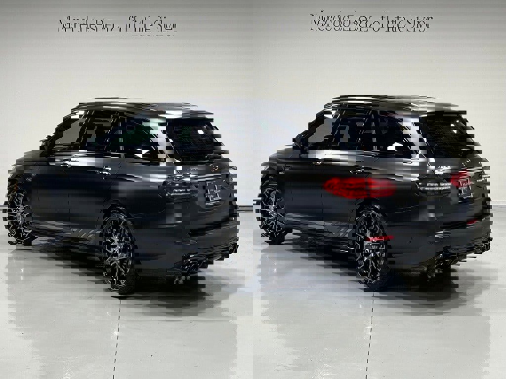 Used 2023 Mercedes-Benz E 63 AMG S image 3