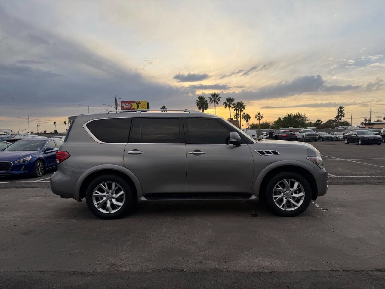 Used 2012 INFINITI QX56 2WD w/ Theater Pkg image 7