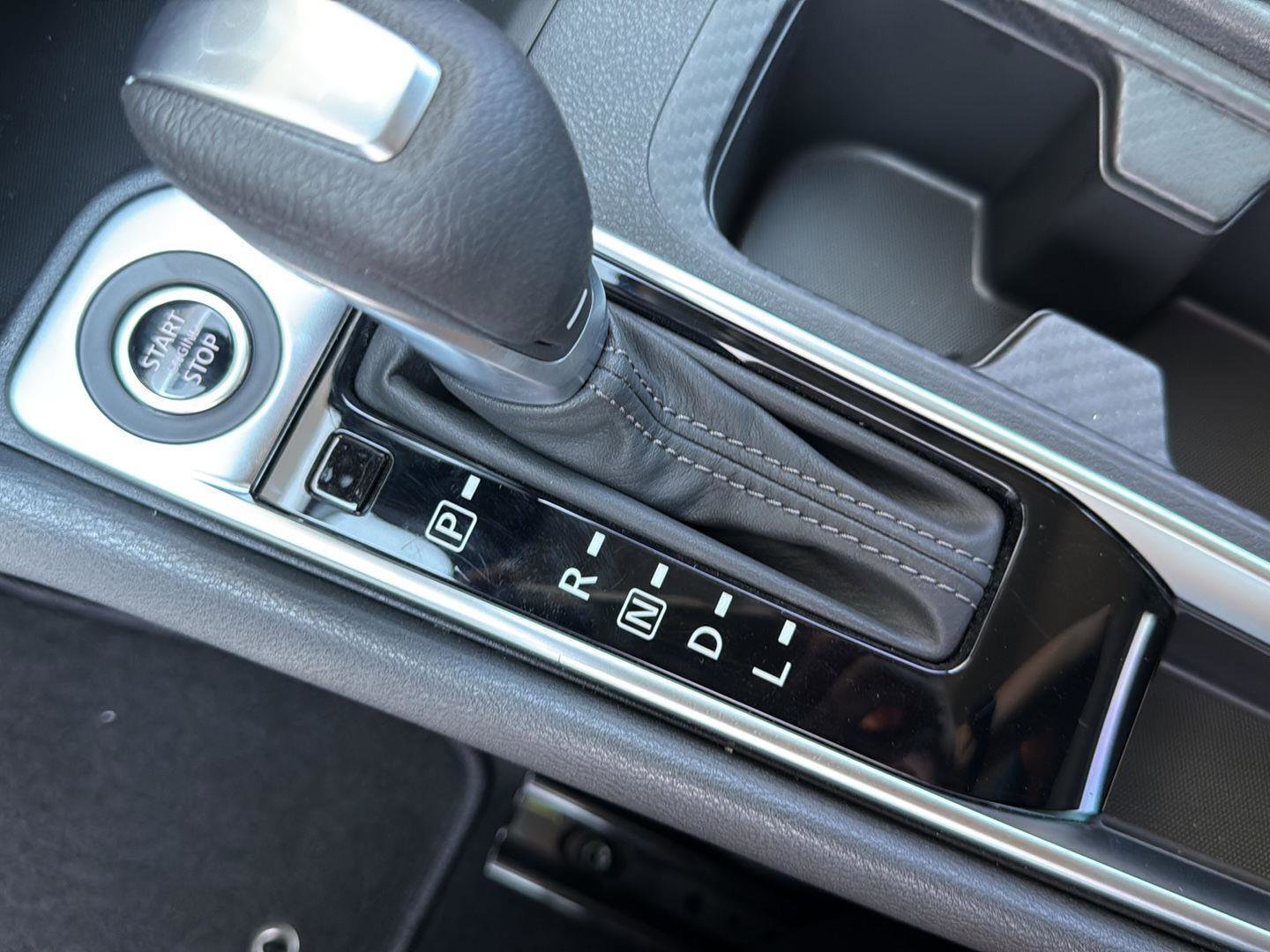 Used 2025 Nissan Sentra SV w/ All-Weather Package FWD image 12