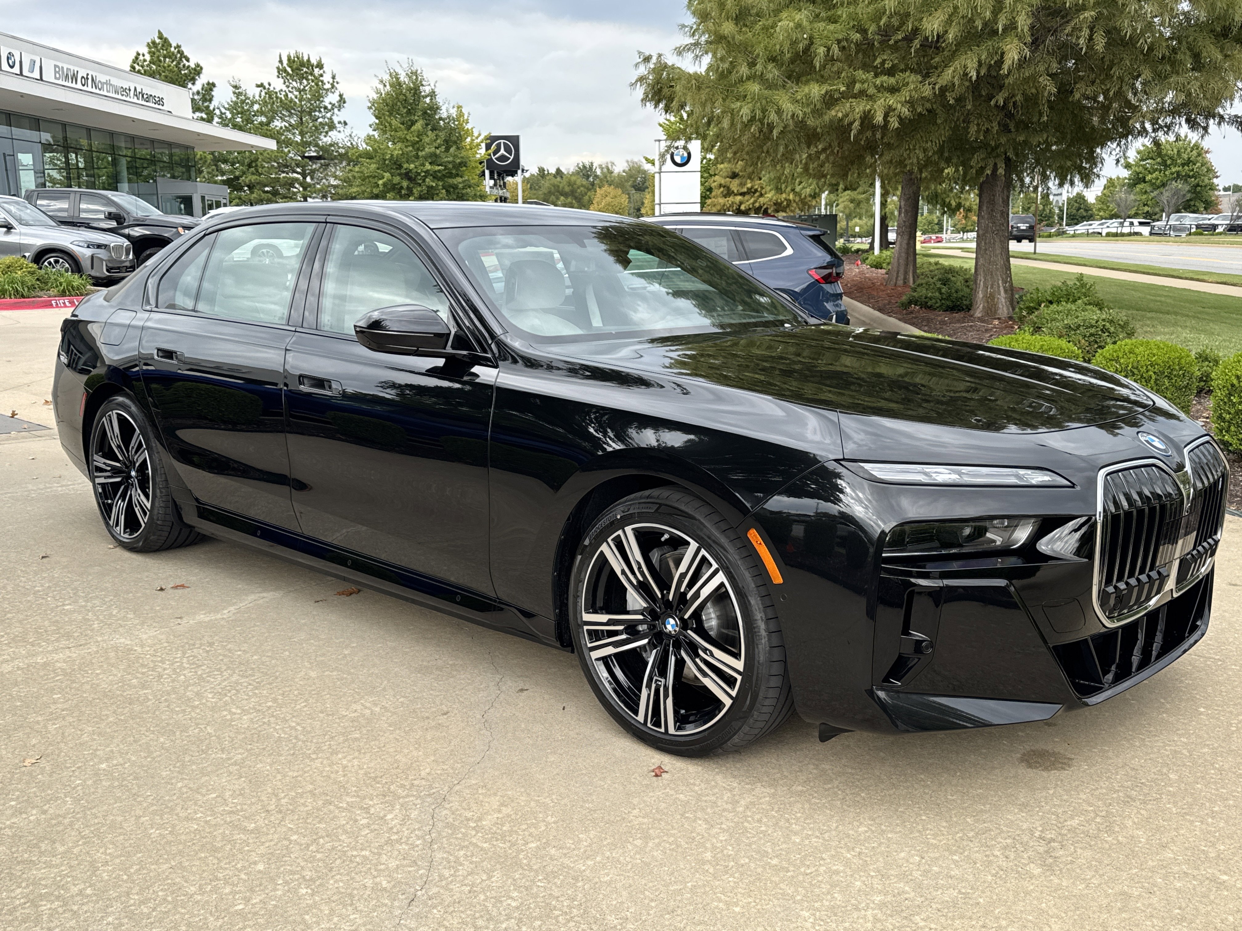New 2026 BMW i7 xDrive60 image 6