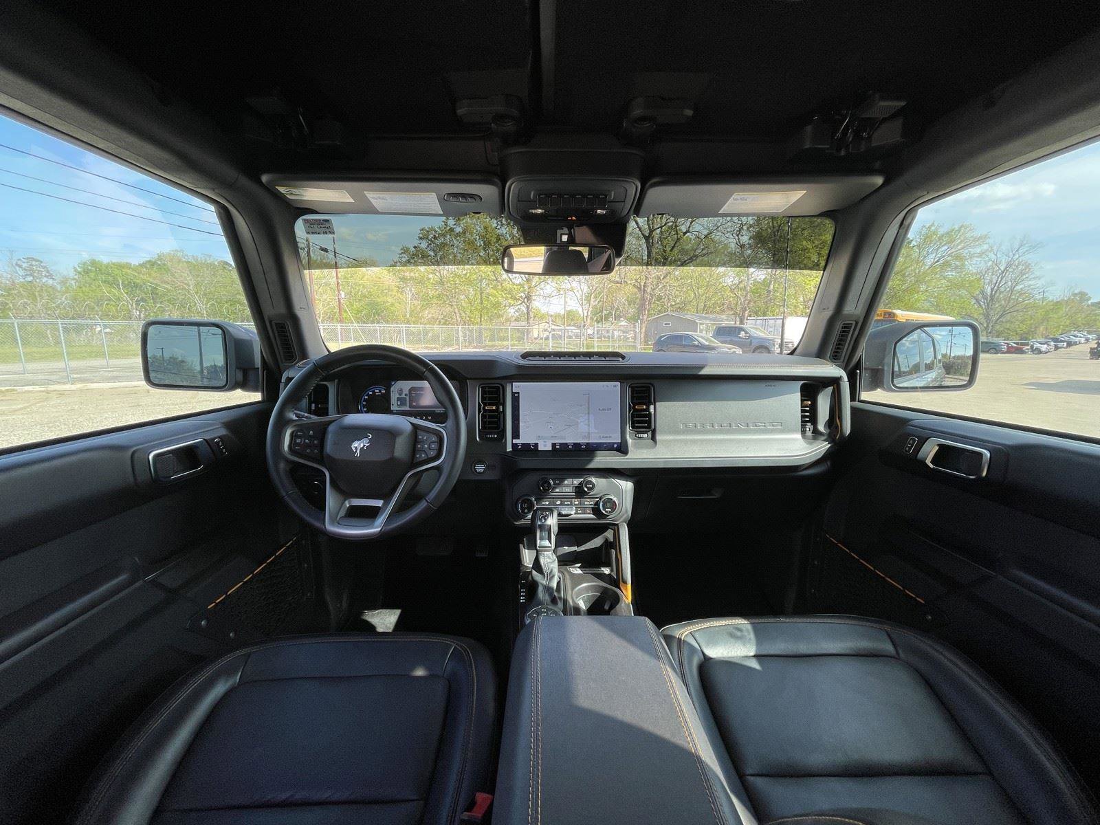 Used 2024 Ford Bronco Badlands image 13