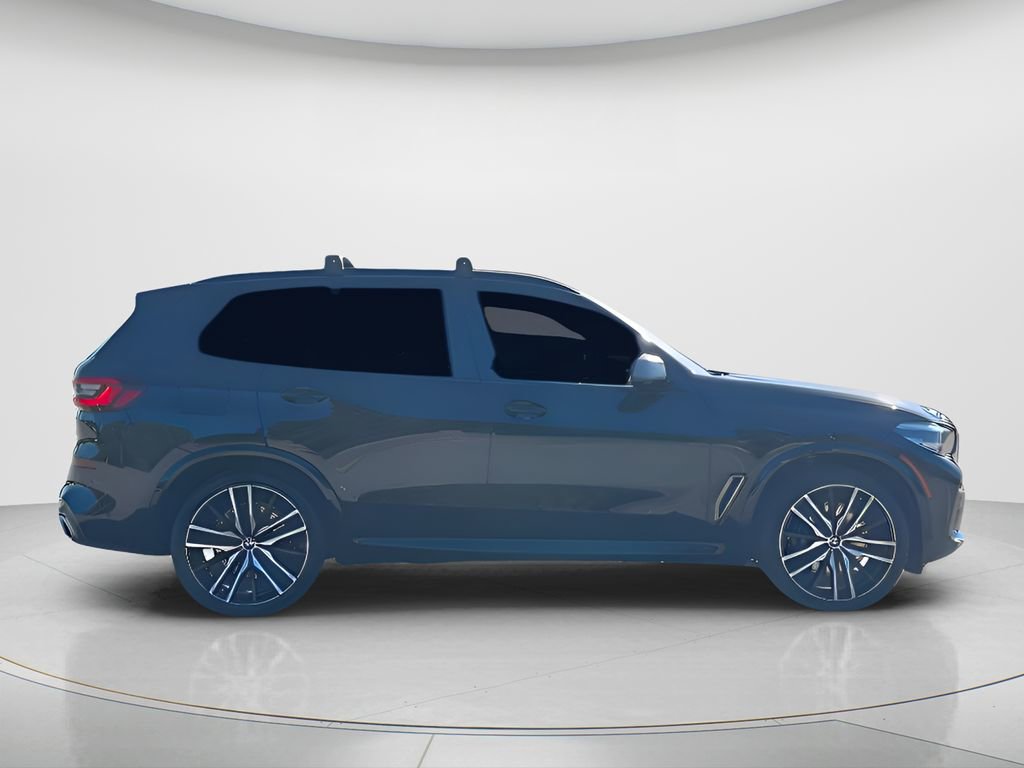 Used 2022 BMW X5 M50i AWD/4WD image 5