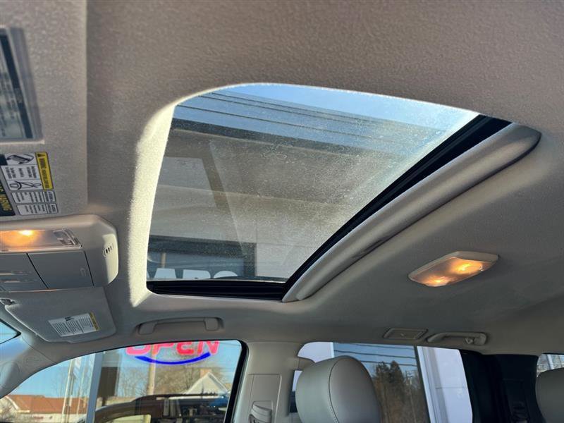 Used 2012 Toyota Sequoia SR5 w/ Premium Pkg image 19