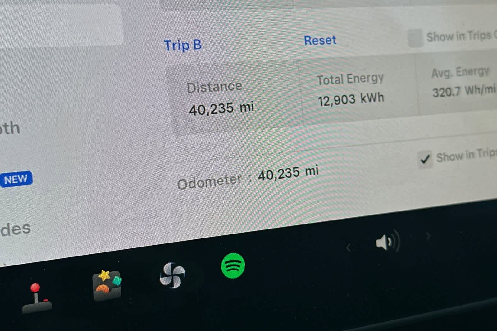 Used 2021 Tesla Model Y Long Range image 25