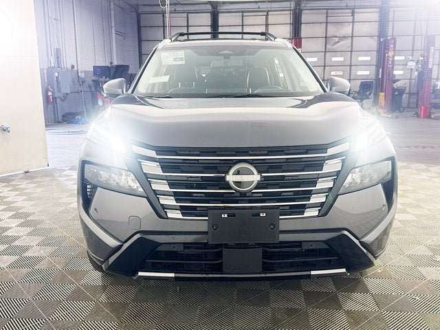 New 2026 Nissan Rogue Platinum w/ Platinum Premium Package AWD/4WD image 2