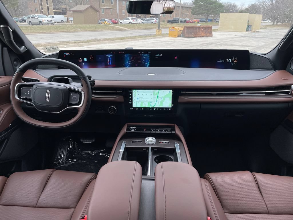 New 2026 Lincoln Navigator Reserve AWD/4WD image 19