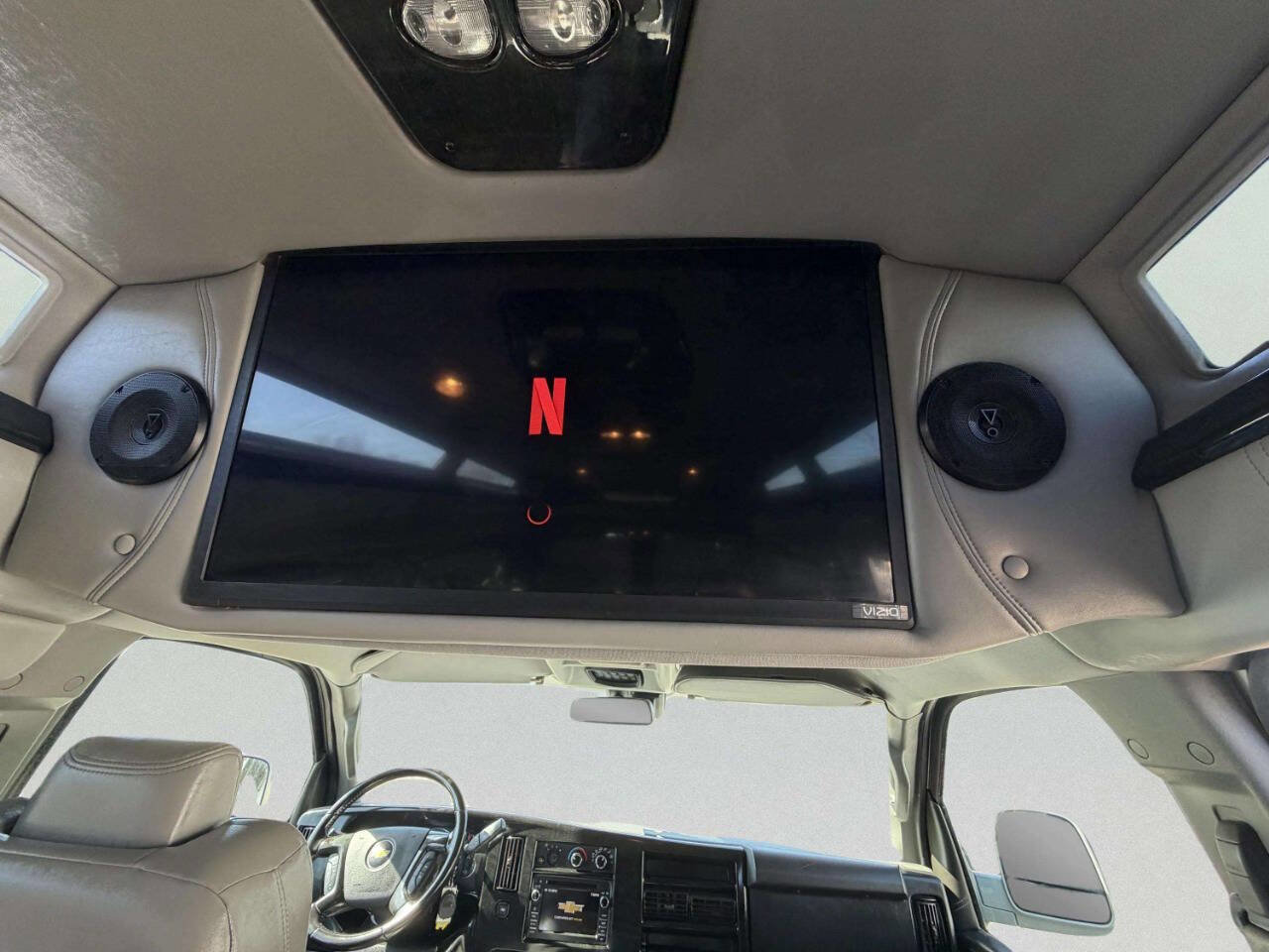 Used 2021 Chevrolet Express 2500 LS w/ Enhanced Convenience Package image 24