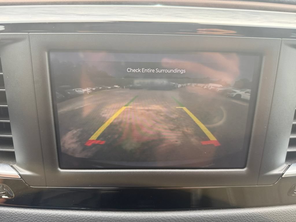 Used 2023 Chrysler Voyager LX FWD image 32