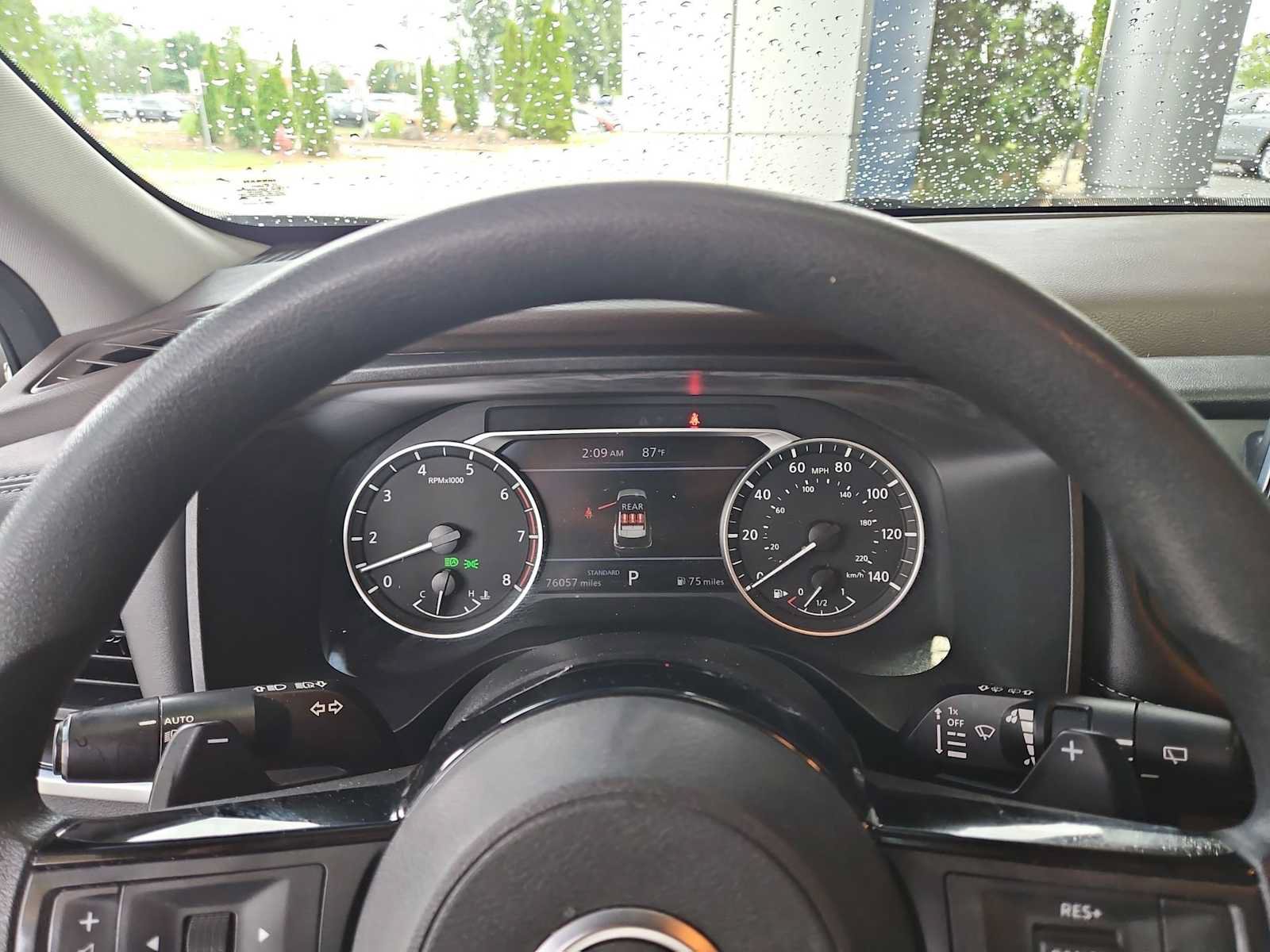 Used 2023 Nissan Rogue SV FWD image 33