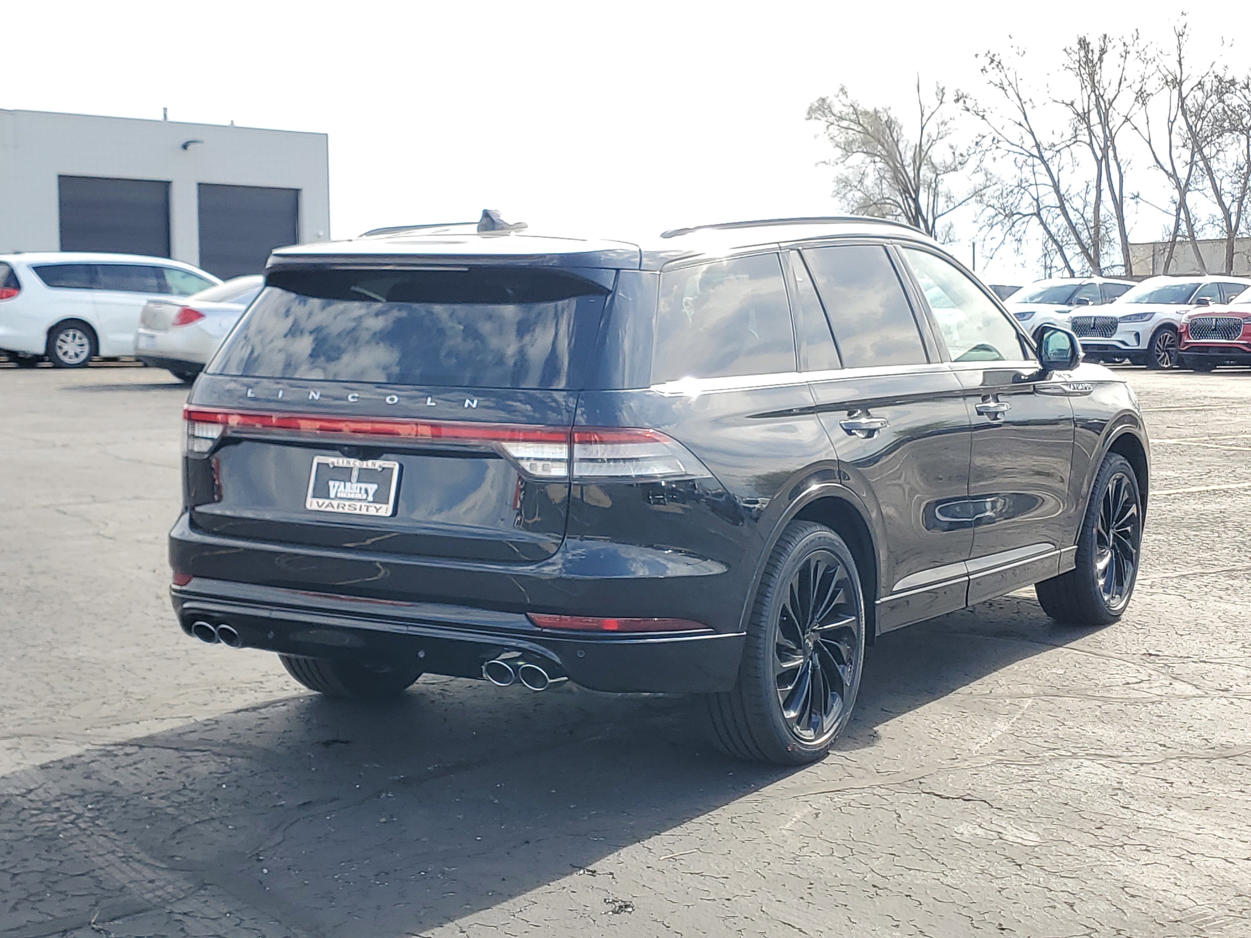 New 2026 Lincoln Aviator Reserve image 4