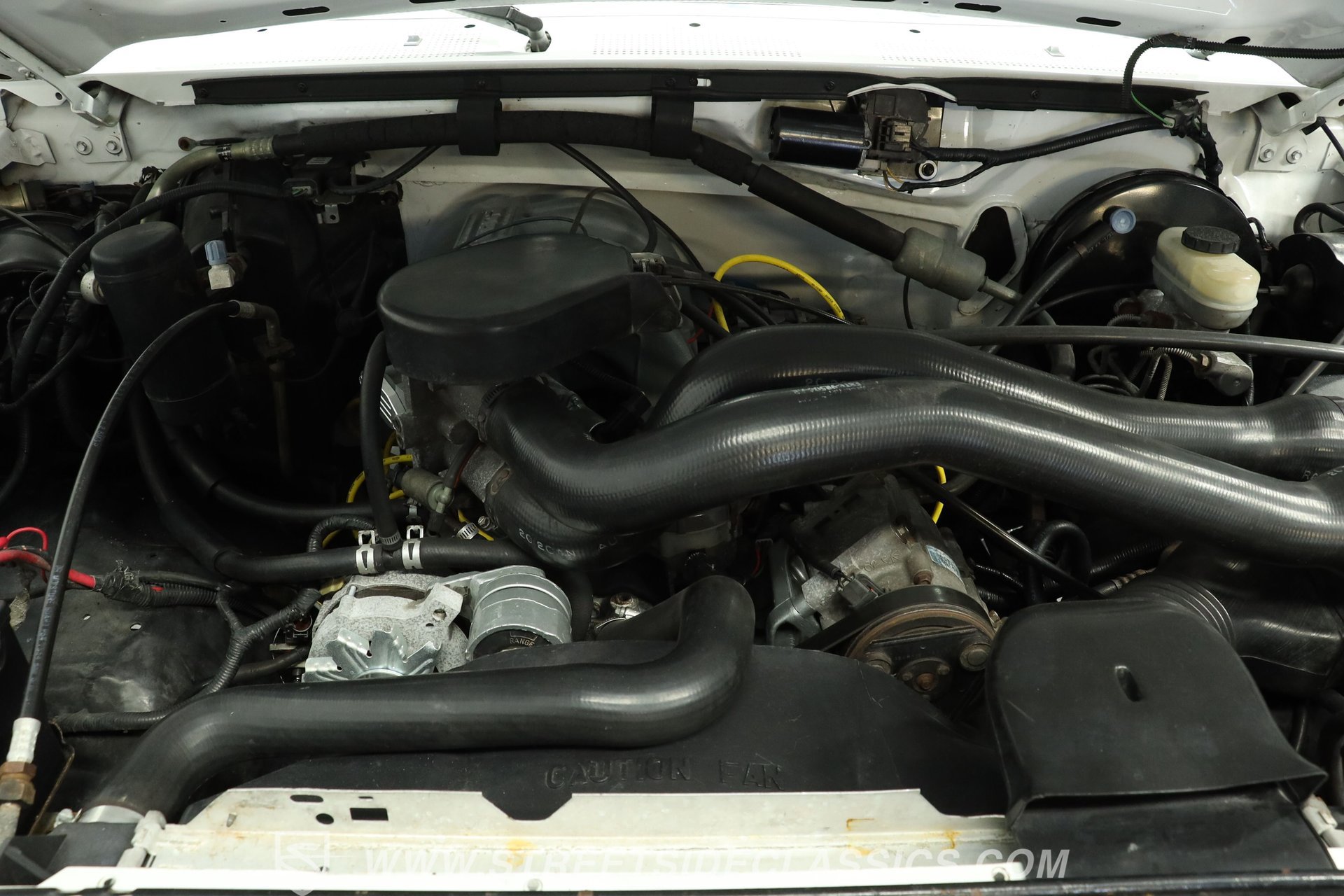 Used 1992 Ford F150 XLT image 3