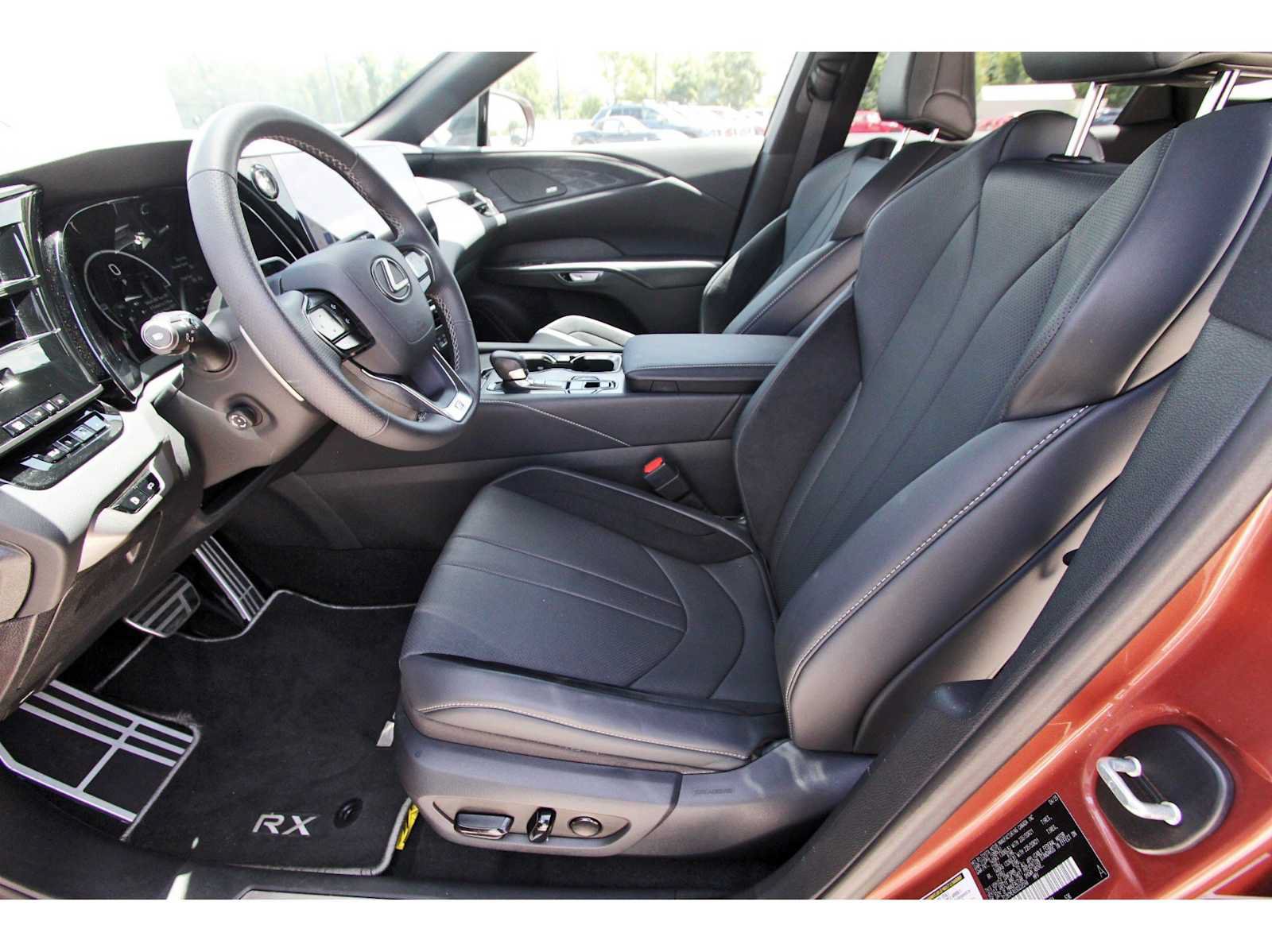Used 2025 Lexus RX 500h F Sport w/ Convenience Package AWD/4WD image 11