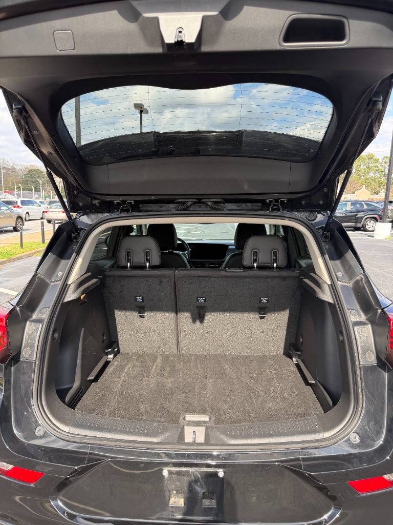Used 2024 Buick Encore GX Sport Touring FWD image 17