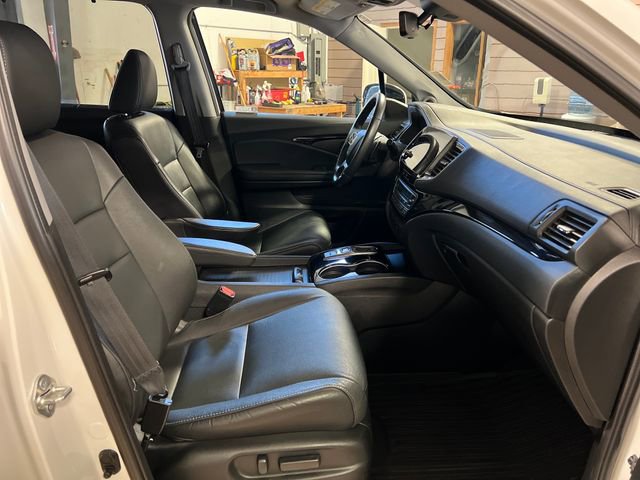 Used 2022 Honda Pilot Touring image 35