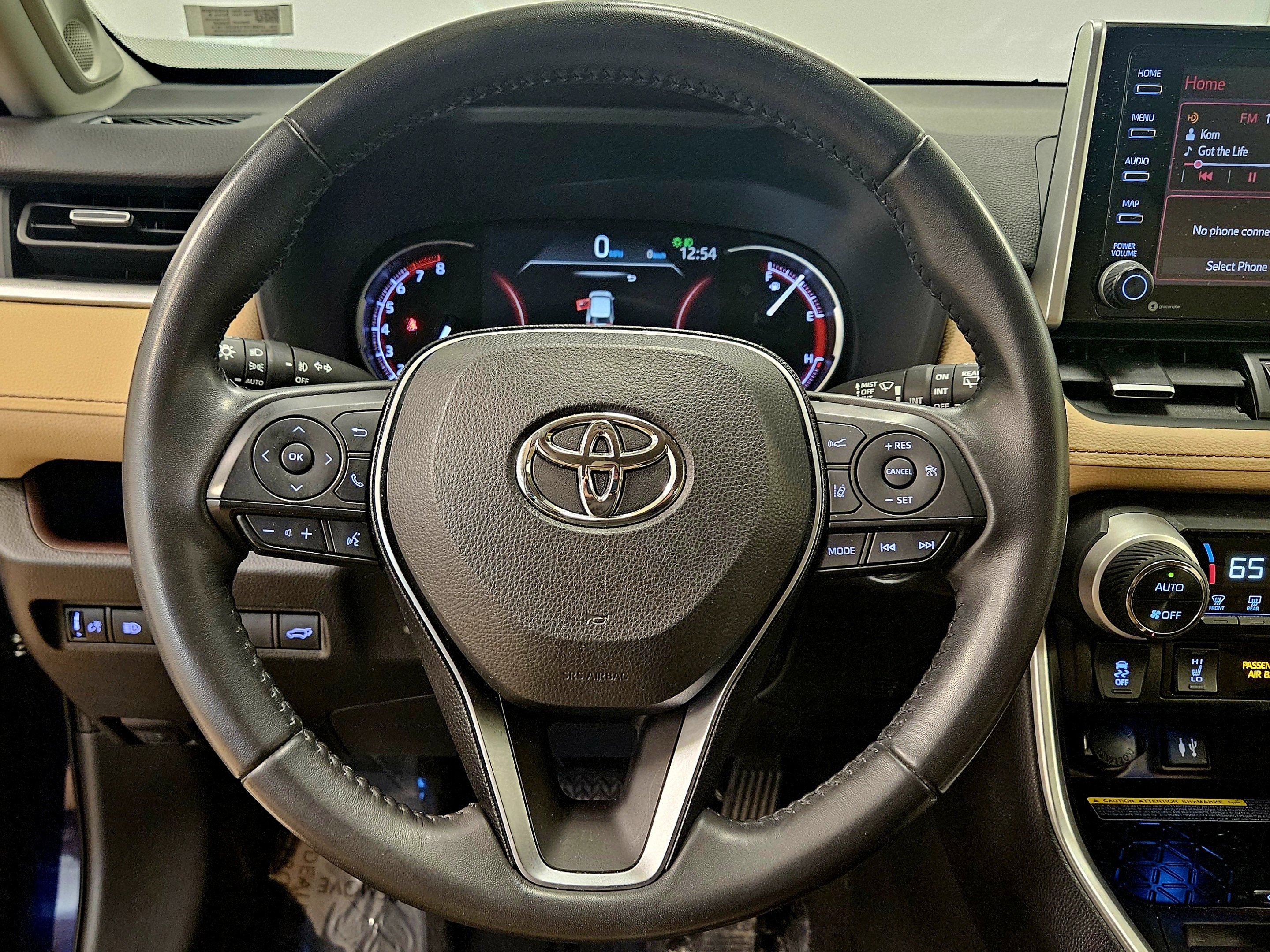Used 2019 Toyota RAV4 Limited w/ Advanced Technology Package AWD/4WD image 37