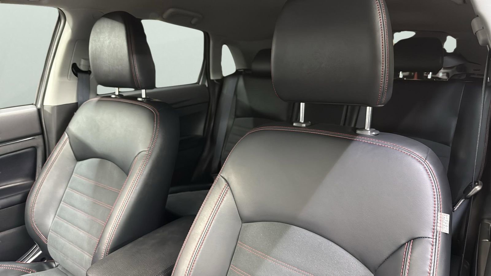 Used 2025 Mitsubishi Outlander Sport AWD image 10